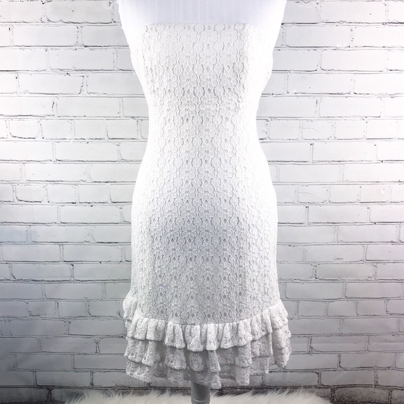 Lilly Pulitzer Dresses & Skirts - Lilly Pulitzer White Lace Strapless Dress Size 4